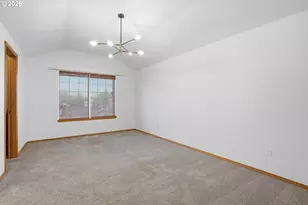 13610 SW Uplands Dr, Portland, OR 97223 - Photo 21