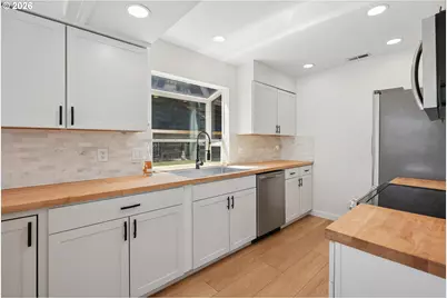 14936 NW Mill Rd #K, Portland, OR 97231 - Photo 9