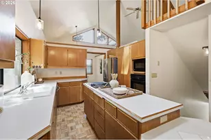 3298 Stoney Ridge Rd, Eugene, OR 97405 - Photo 3