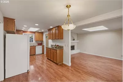 2695 NW Roosevelt Dr, Corvallis, OR 97330 - Photo 15