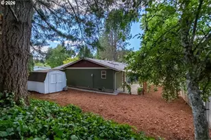 2695 NW Roosevelt Dr, Corvallis, OR 97330 - Photo 45