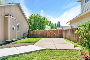 585 Dublin Ave, Eugene, OR 97404 - Photo 3