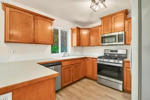 585 Dublin Ave, Eugene, OR 97404 - Photo 11