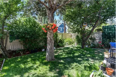 20621 Couples Ln, Bend, OR 97702 - Photo 25