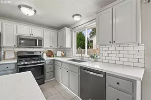 770 SW Scotsman Ct, Dundee, OR 97115 - Photo 9
