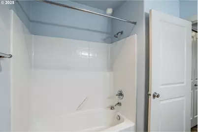 22802 SW Forest Creek Dr #101, Sherwood, OR 97140 - Photo 17