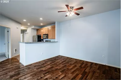 22802 SW Forest Creek Dr #101, Sherwood, OR 97140 - Photo 11