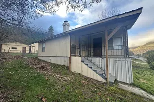 517 N Main St, Klickitat, WA 98628 - Photo 7