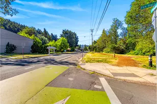 4095 E Amazon Dr E, Eugene, OR 97405 - Photo 33