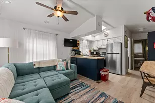 19921 Whaleshead Rd, Brookings, OR 97415 - Photo 15