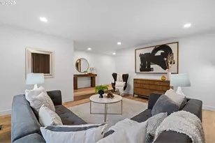 2554 SE Buttercup Ct, Hillsboro, OR 97123 - Photo 9