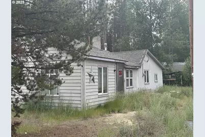 135962 Hwy 97, Crescent, OR 97733 - Photo 1