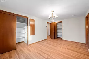 415 Bodine Rd, Kelso, WA 98626 - Photo 19