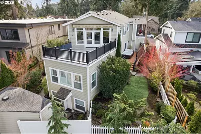 135 Middlecrest Rd, Lake Oswego, OR 97034 - Photo 1