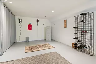 135 Middlecrest Rd, Lake Oswego, OR 97034 - Photo 37