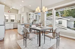 135 Middlecrest Rd, Lake Oswego, OR 97034 - Photo 11