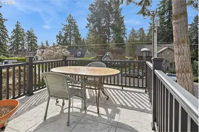 135 Middlecrest Rd, Lake Oswego, OR 97034 - Photo 33