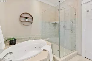 135 Middlecrest Rd, Lake Oswego, OR 97034 - Photo 15