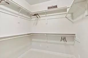 135 Middlecrest Rd, Lake Oswego, OR 97034 - Photo 13