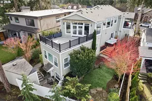 135 Middlecrest Rd, Lake Oswego, OR 97034 - Photo 41