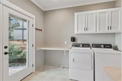 135 Middlecrest Rd, Lake Oswego, OR 97034 - Photo 25