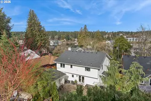 135 Middlecrest Rd, Lake Oswego, OR 97034 - Photo 39