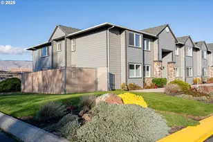 240 Lone Pine Ln, The Dalles, OR 97058 - Photo 1