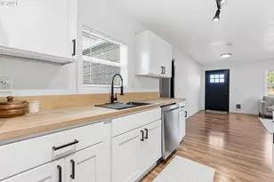 16484 Front Ave, Oregon City, OR 97045 - Photo 9