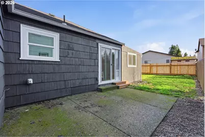16484 Front Ave, Oregon City, OR 97045 - Photo 11