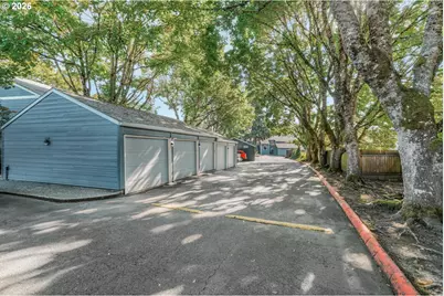 12600 SE Freeman Way #71, Milwaukie, OR 97222 - Photo 27
