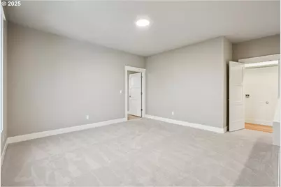 8774 SW 176th Ave, Beaverton, OR 97007 - Photo 17