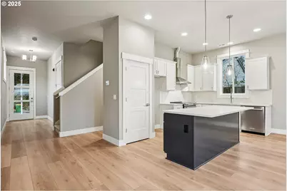 8774 SW 176th Ave, Beaverton, OR 97007 - Photo 11