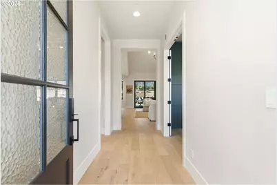 4515 SW 59th Ave, Portland, OR 97221 - Photo 3