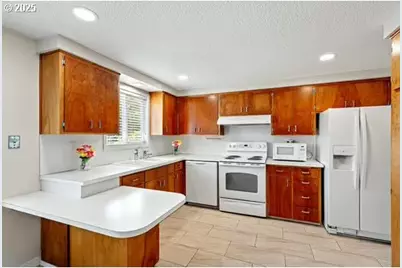 2065 Providence St, Eugene, OR 97401 - Photo 15