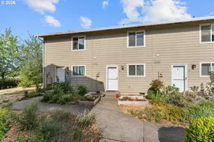 3305 E Vittoria Way, Newberg, OR 97132 - Photo 1