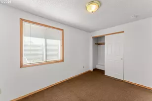 3305 E Vittoria Way, Newberg, OR 97132 - Photo 17