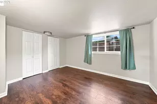 425 W Elm St, Roseburg, OR 97471 - Photo 25