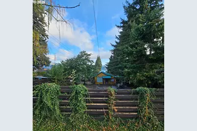 824 Cascade Ave, Hood River, OR 97031 - Photo 9