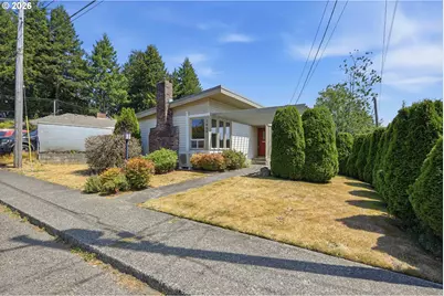1464 N 14th St, Coos Bay, OR 97420 - Photo 1