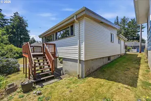 1464 N 14th St, Coos Bay, OR 97420 - Photo 25