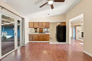 11015 SE 54th Pl, Milwaukie, OR 97222 - Photo 9