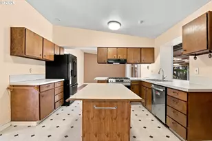 11015 SE 54th Pl, Milwaukie, OR 97222 - Photo 13