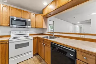 5036 NE 57th Ave, Portland, OR 97218 - Photo 11