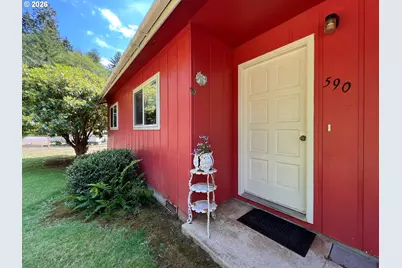 590 Robinhood Ave, Lakeside, OR 97449 - Photo 5