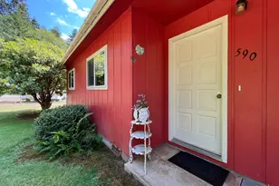590 Robinhood Ave, Lakeside, OR 97449 - Photo 5