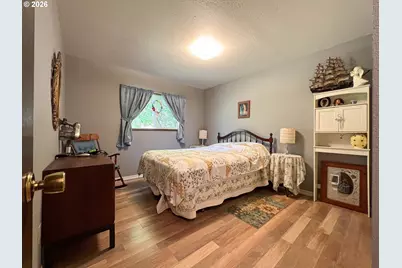 590 Robinhood Ave, Lakeside, OR 97449 - Photo 17