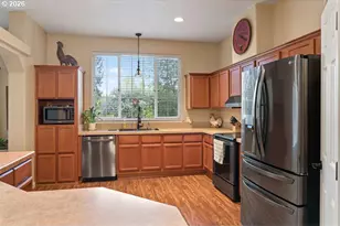 17188 S Holly Ln, Oregon City, OR 97045 - Photo 15
