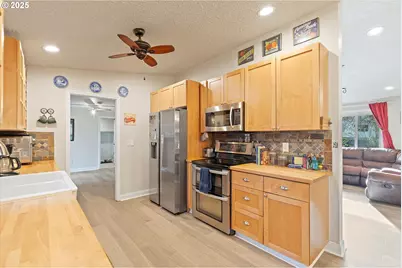 14418 NE 46th St, Vancouver, WA 98682 - Photo 11