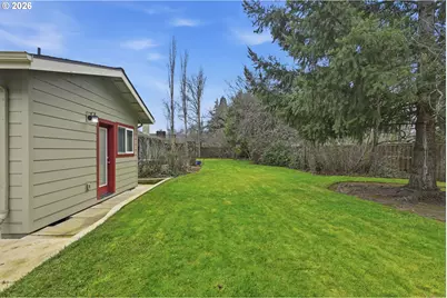 1890 Taylor St, Eugene, OR 97405 - Photo 33