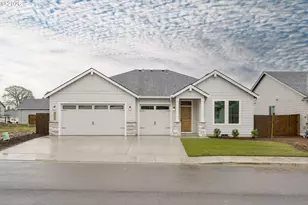 2329 E Wolfpack St, La Center, WA 98629 - Photo 1